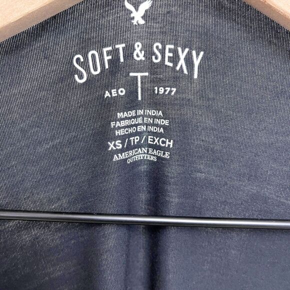 American Eagle Soft & Sexy Bell Sleeve Cut Out Top Black Mock Wrap Womens XS - Picture 6 of 7